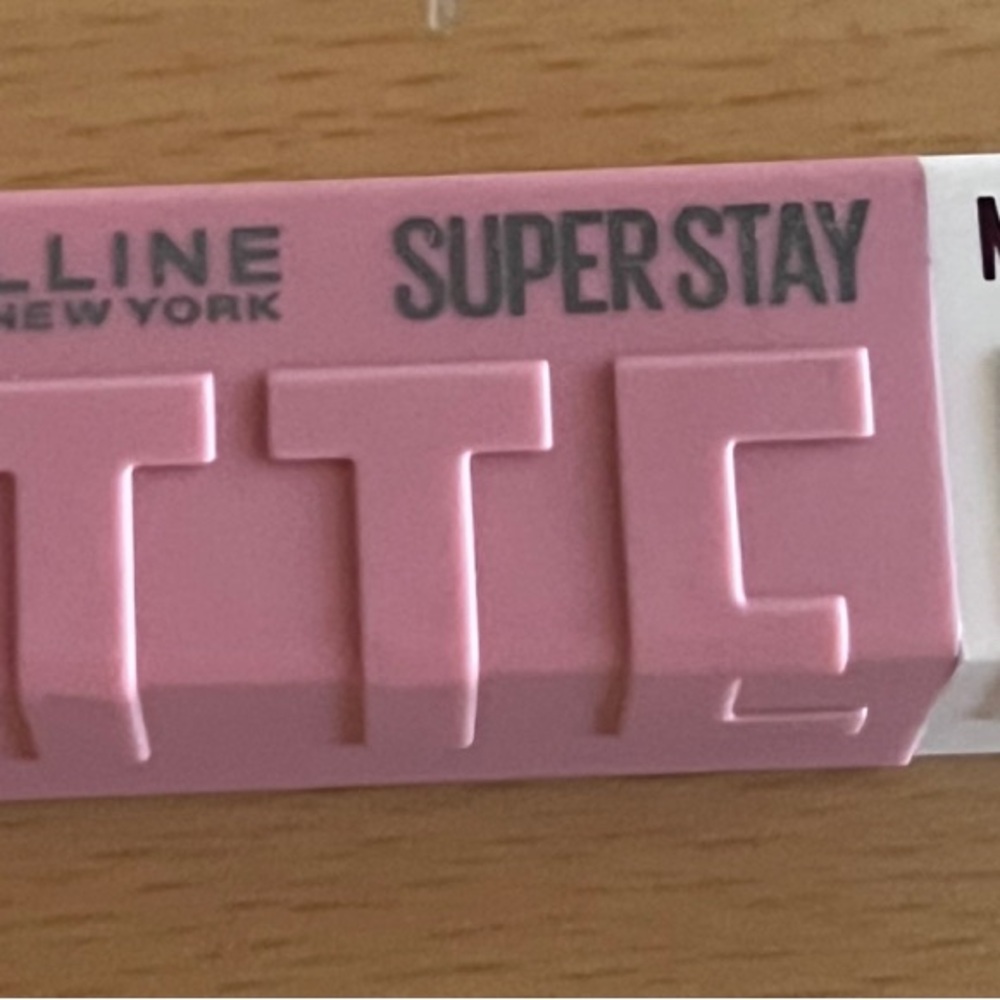 Maybelline SuperStay Pink Lip Product